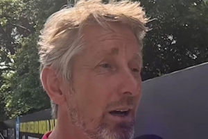 KAIYUN-名宿选金球得主：范德萨、老雷选亚马尔，哈特、威尔希尔选登贝莱