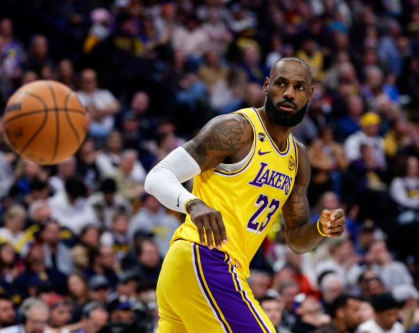 开云APP-湖人104-112不敌快船 球员评价：3人良好，拉拉维亚及格，6人低迷