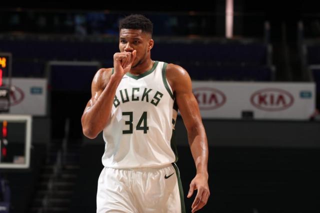 开云体育中国官方网站-失去常规赛统治力？字母哥：养成良好习惯需要时间