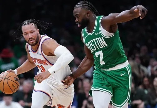 开云体育中国官方网站-杰伦的篮球之路：一步一步往上爬